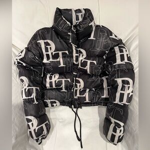 PRETTYLITTLETHING BLACK CROP PUFFER JACKET